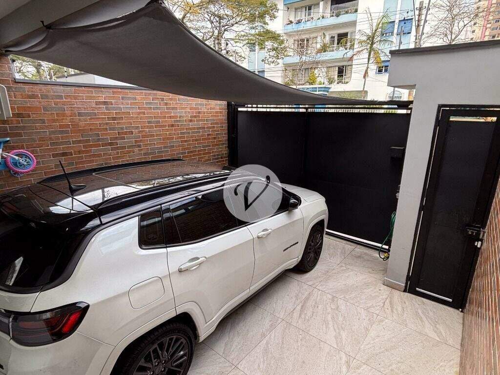 Sobrado à venda no Vila Alzira: 