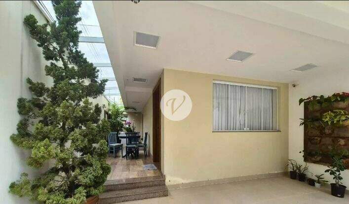 Sobrado à venda no Vila Bastos: 