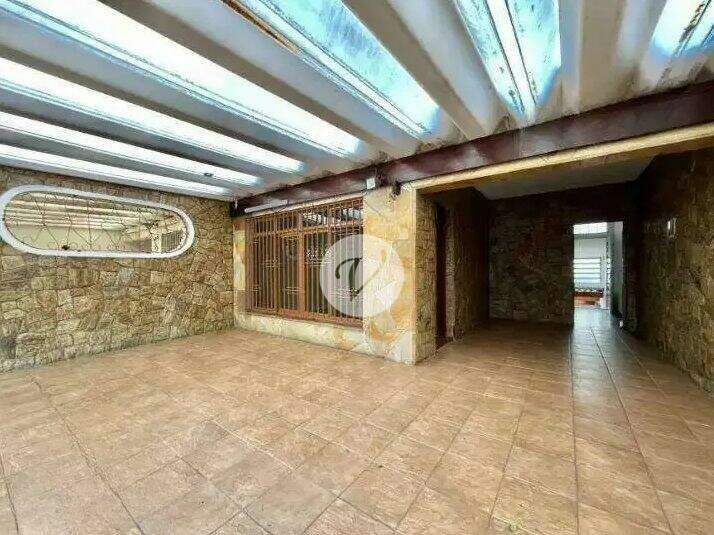 Sobrado à venda no Centro: 