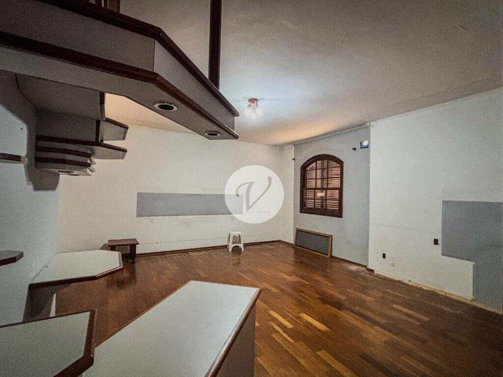 Sobrado à venda no Jardim São Caetano: 