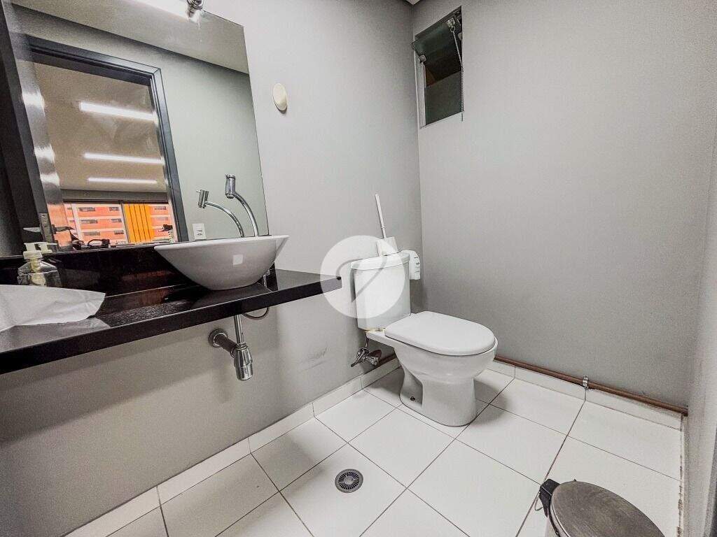 Sala à venda no Jardim: 