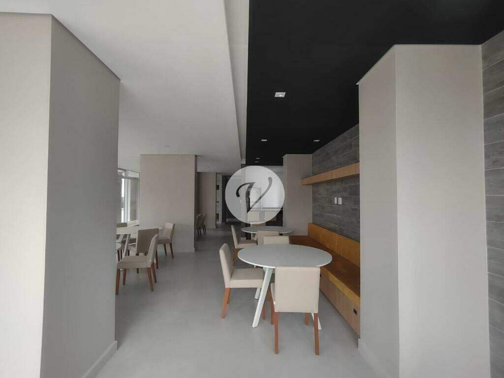 Apartamento à venda no Santa Teresinha: 