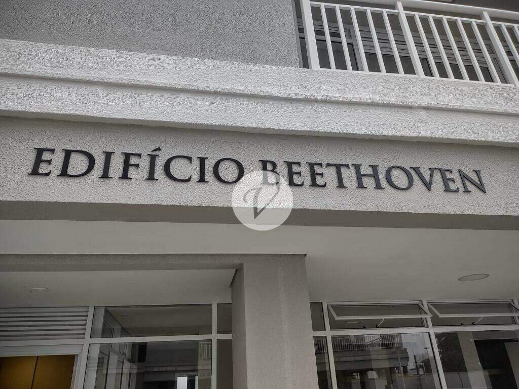 Apartamento à venda no Santa Teresinha: 