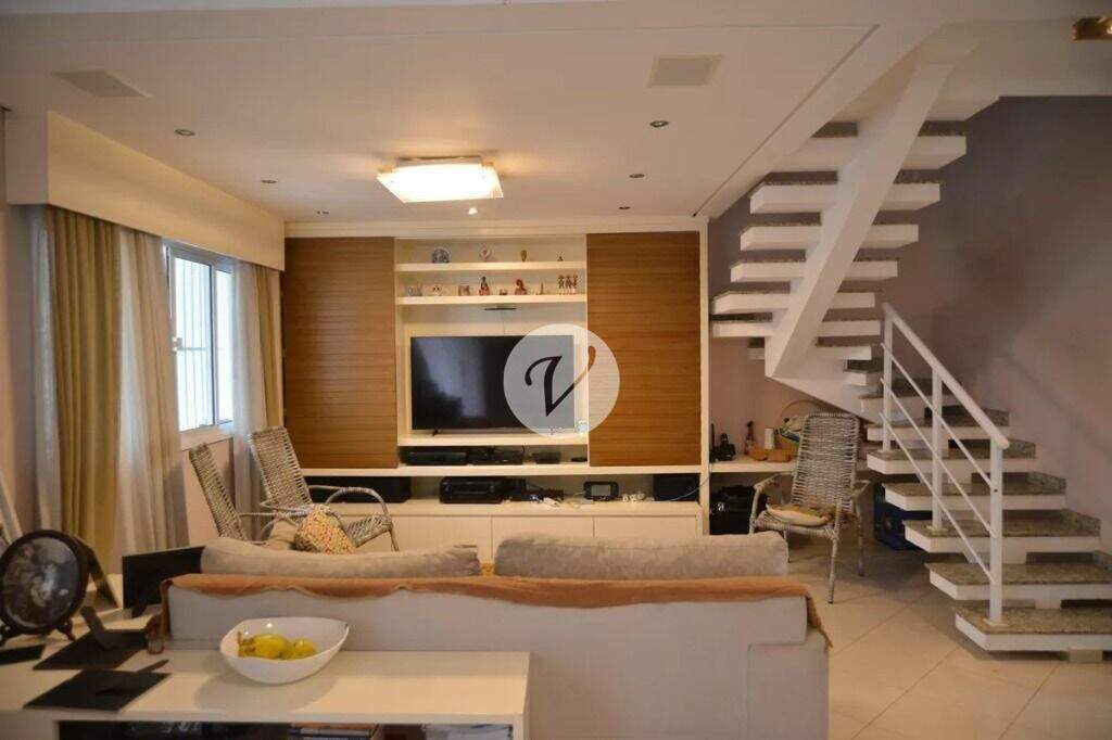 Sobrado à venda no Vila Floresta: 