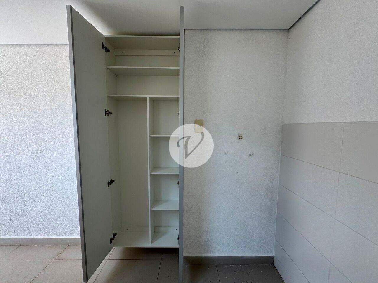 Cobertura para aluguel no Campestre: 