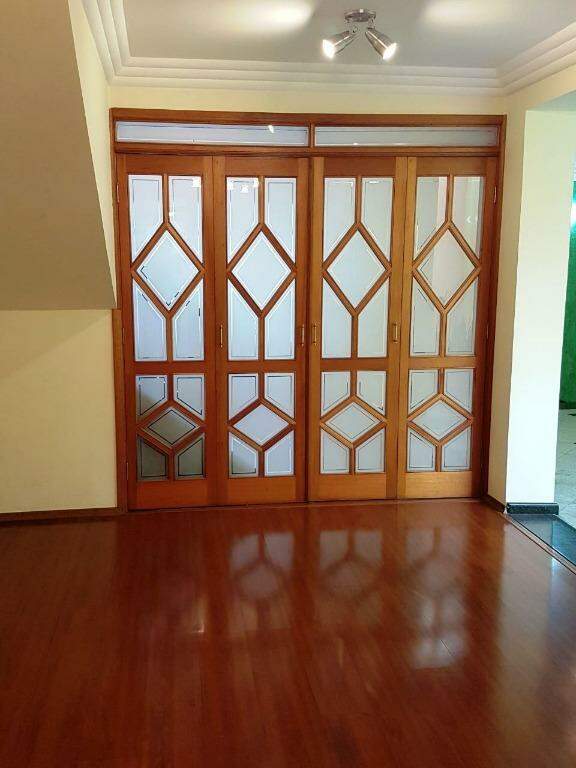 Sobrado para aluguel no Vila Alpina: 