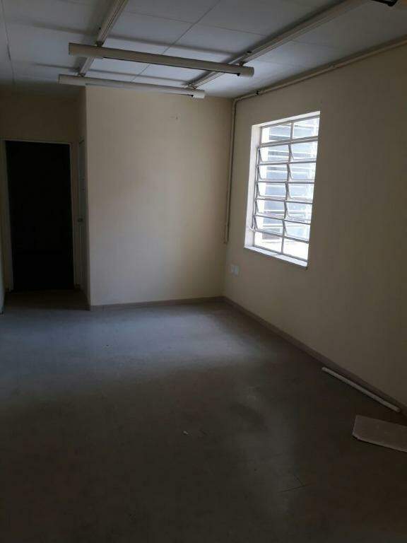 Prédio para aluguel no Centro: 