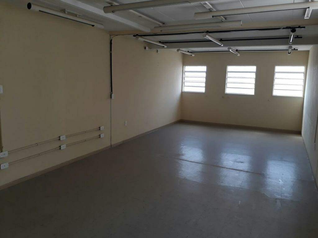 Prédio para aluguel no Centro: 