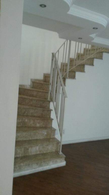 Sobrado para aluguel no Campestre: 