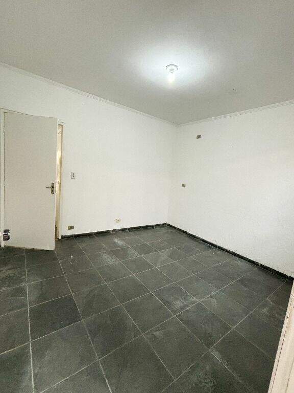 Sobrado para aluguel no Vila Mariza: 