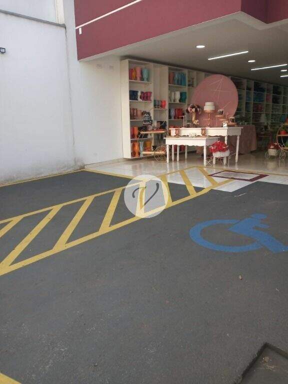 Sala para aluguel no Santa Terezinha: 