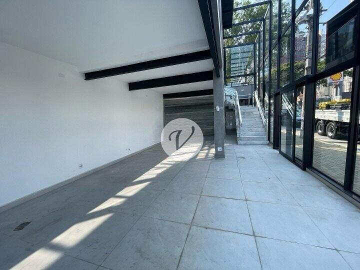 Salão para aluguel no Jardim: 