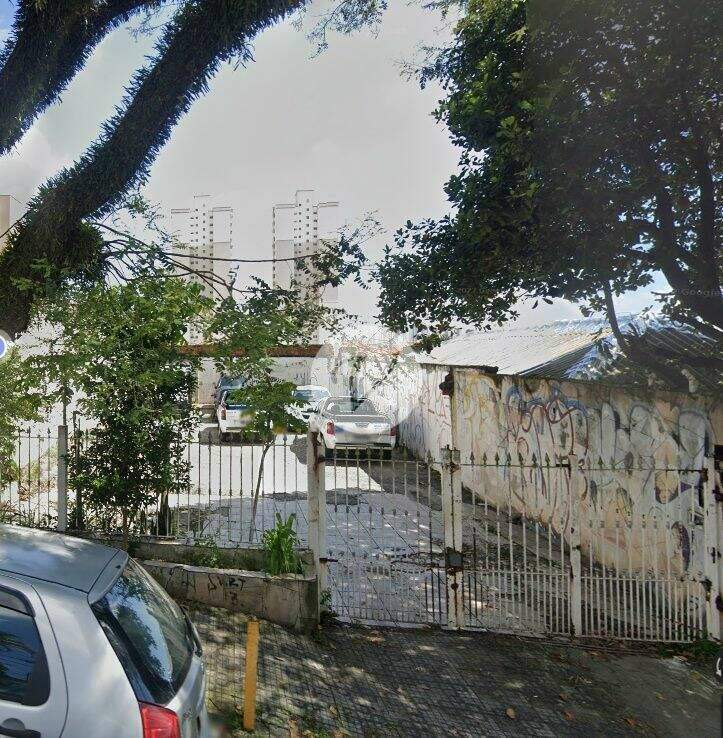 Área para aluguel no Jardim Três Marias: 