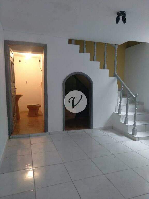 Casa para aluguel no Vila Santa Teresa: 