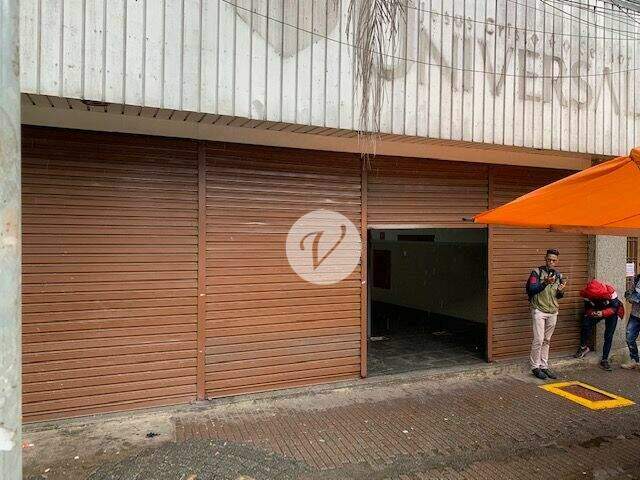 Salão para aluguel no Parque das Américas: 