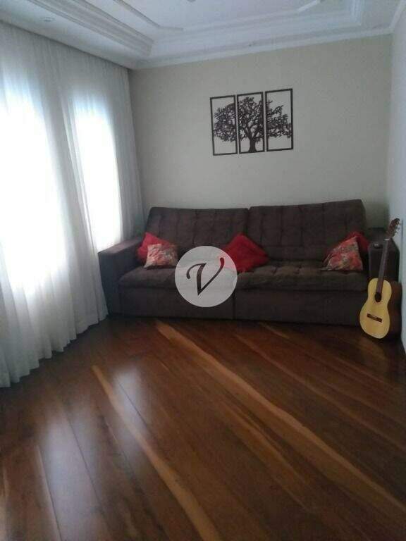 Sobrado para aluguel no Jardim do Estádio: 