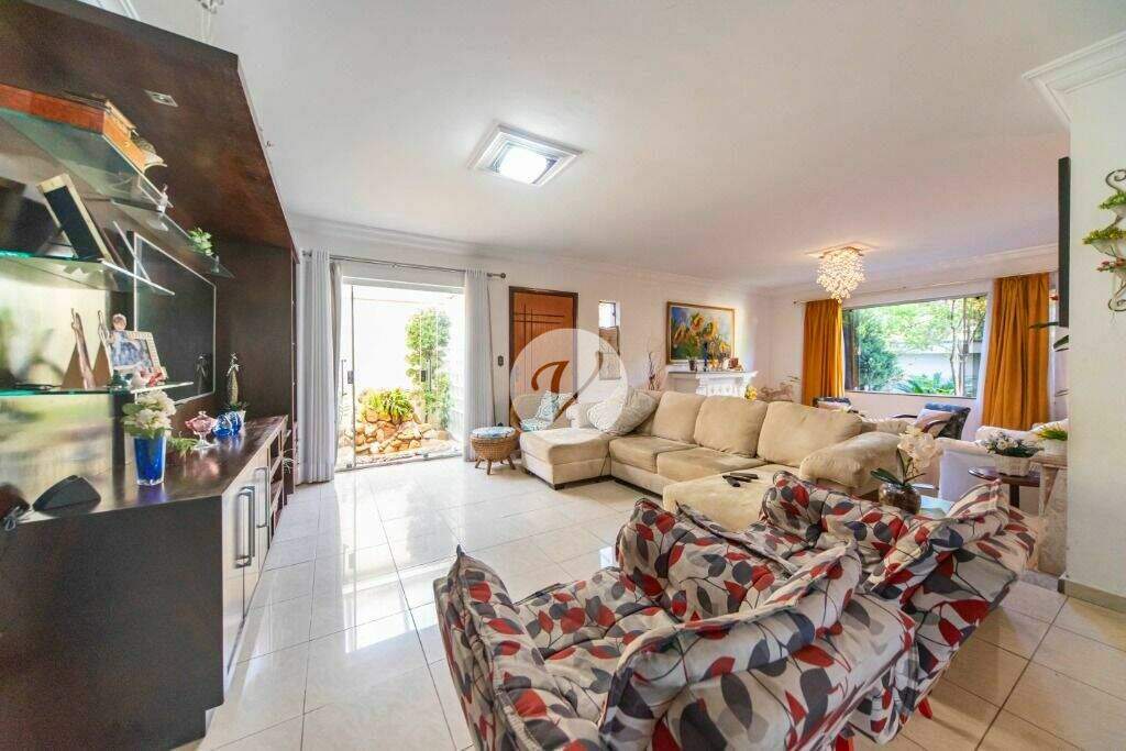 Sobrado para aluguel no Vila Homero Thon: 