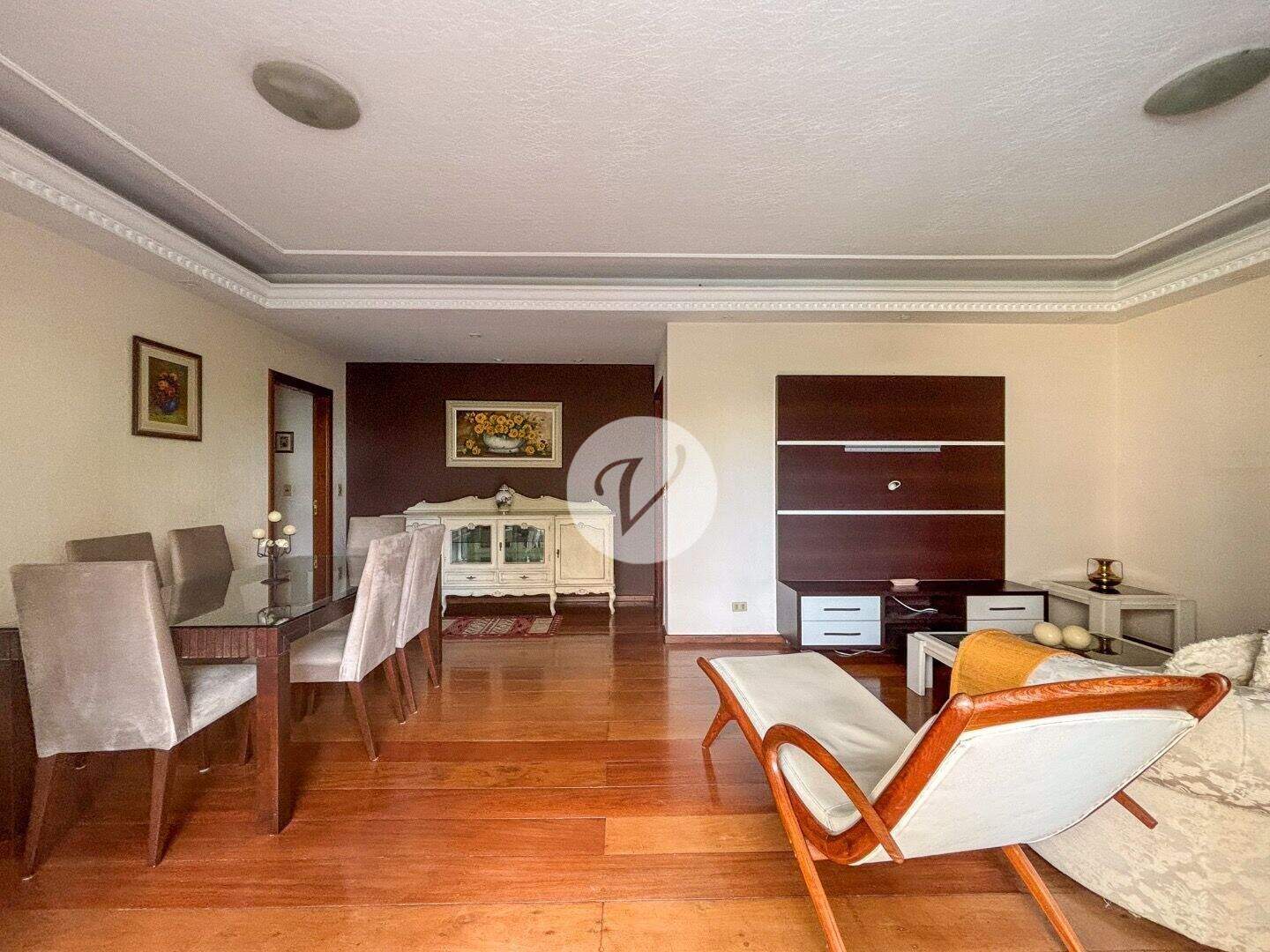 Apartamento para aluguel no Jardim: 