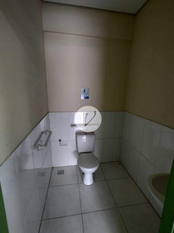 Salão para aluguel no Parque João Ramalho: 