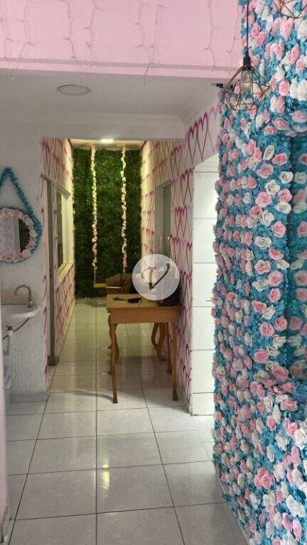 Loja para aluguel no Jardim: CORREDOR DE ACESSO