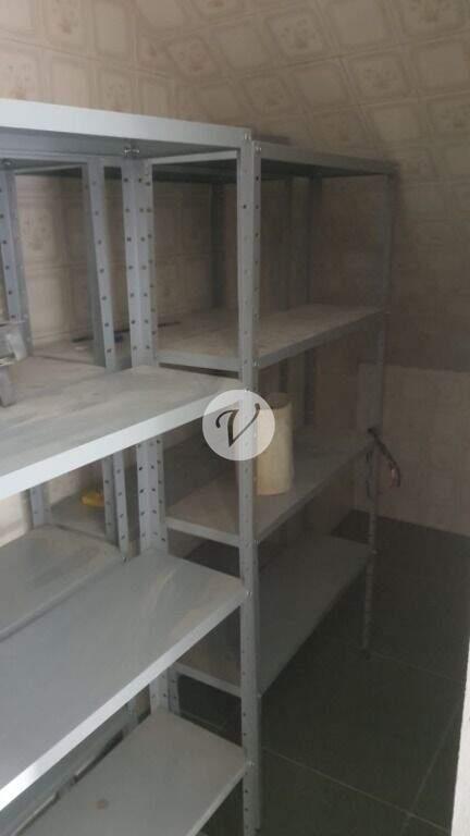 Salão para aluguel no Santa Teresinha: 