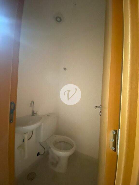 Sala para aluguel no Centro: 