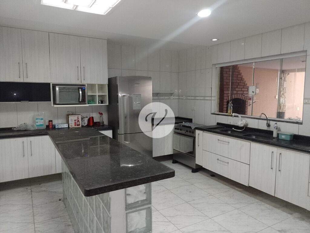 Sobrado para aluguel no Jardim Las Vegas: cozinha