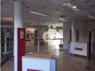 Prédio para aluguel no Alto da Lapa: 