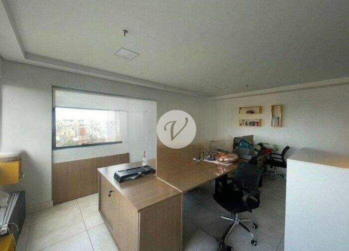 Sala para aluguel no Centro: 