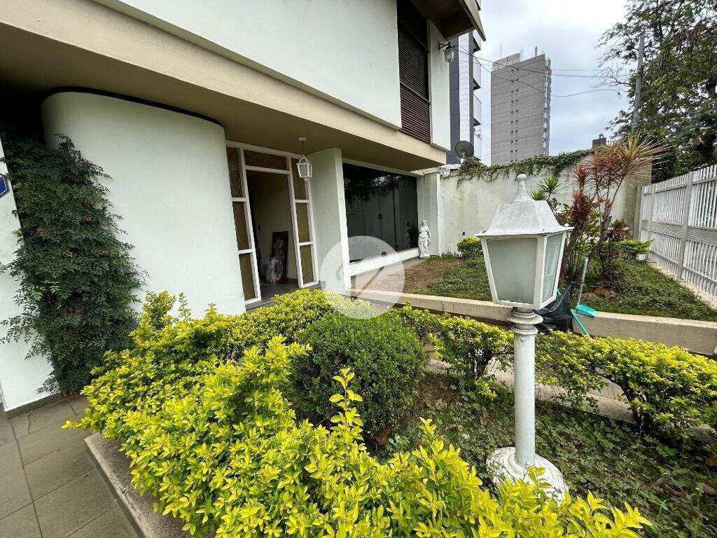 Sobrado para aluguel no Jardim: 