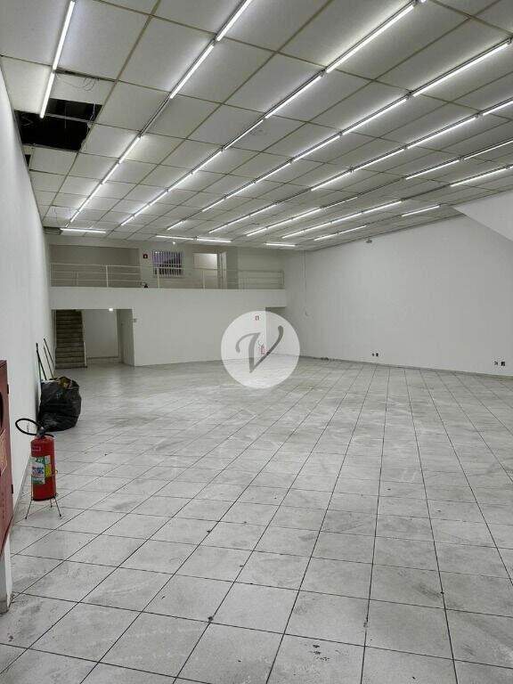 Salão para aluguel no Vila Linda: 