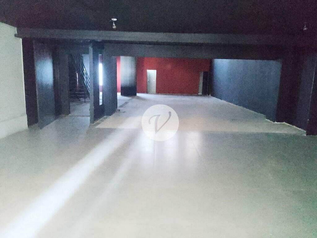 Prédio para aluguel no Centro: 