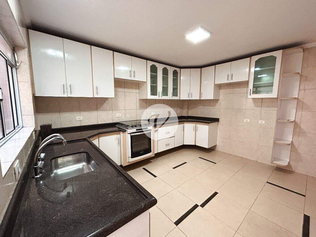 Sobrado para aluguel no Campestre: 