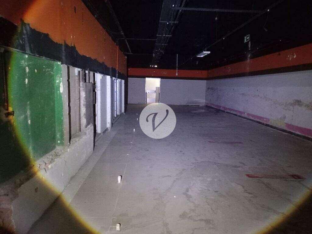 Prédio para aluguel no Centro: 