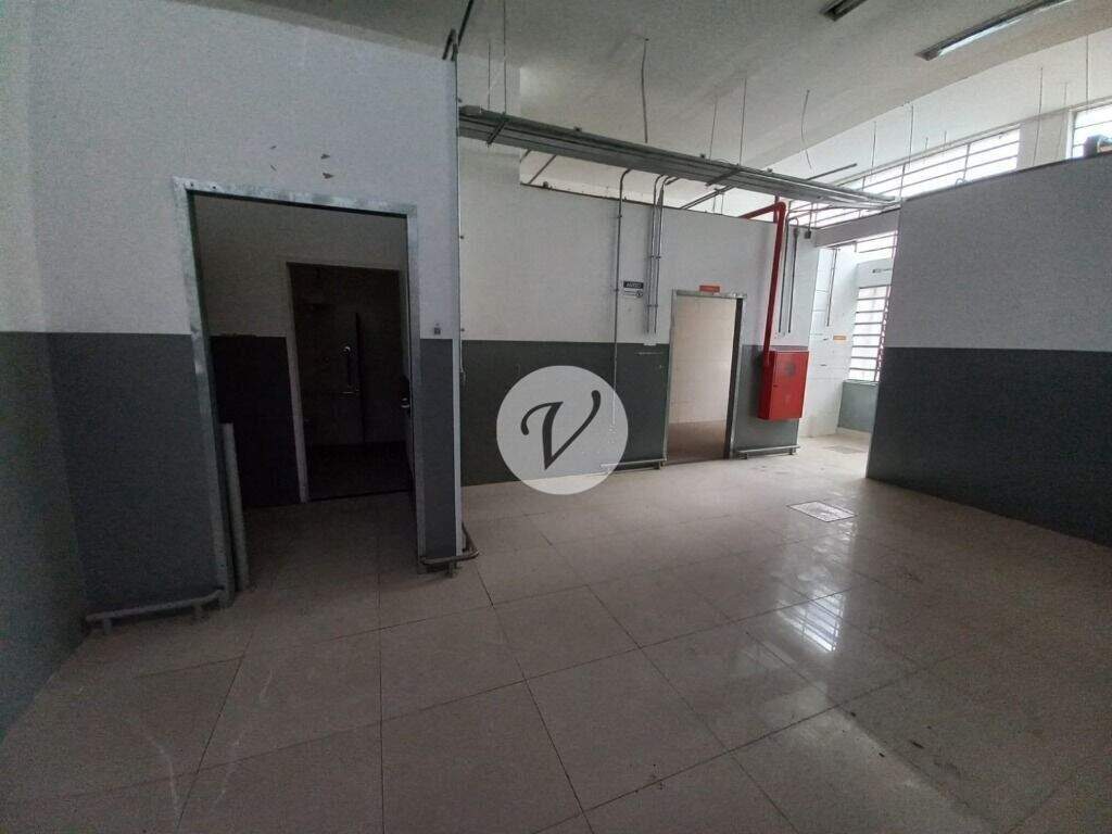 Prédio para aluguel no Centro: 