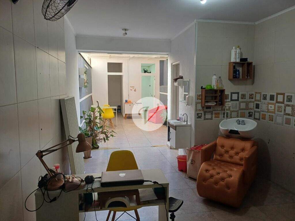 Salão para aluguel no Vila Gilda: 