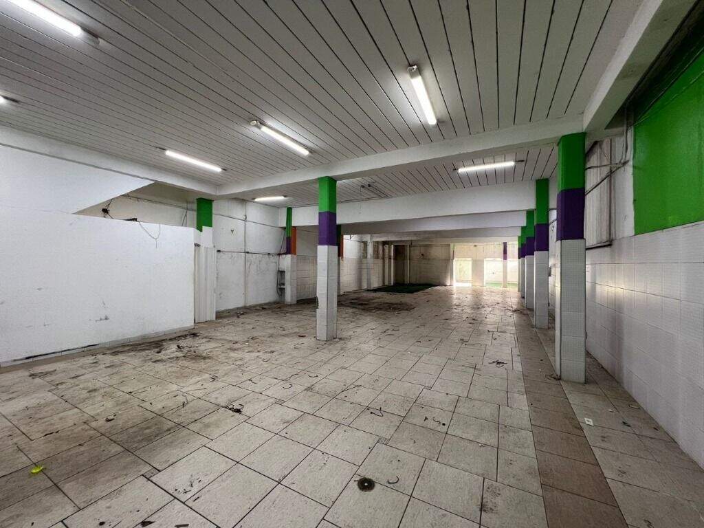 Prédio para aluguel no Vila Bastos: 