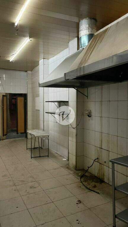 Salão para aluguel no Centro: 