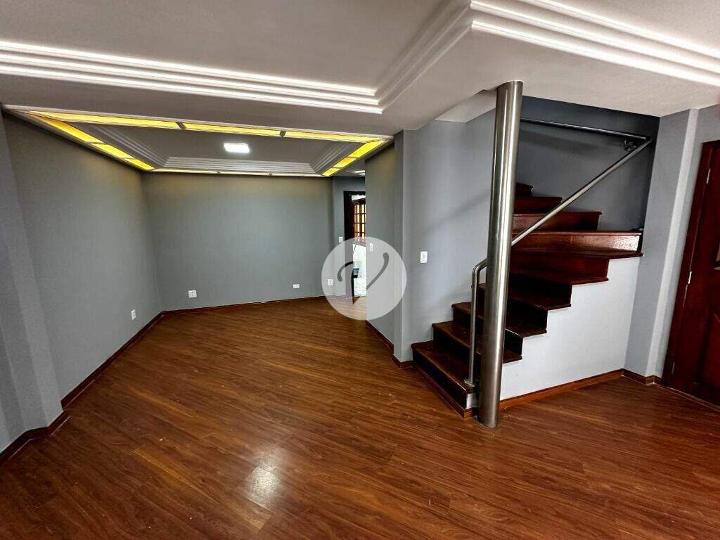 Sobrado para aluguel no Vila Jordanópolis: 