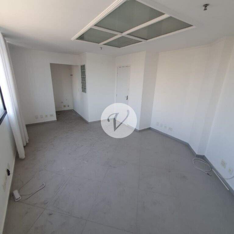 Sala para aluguel no Centro: 