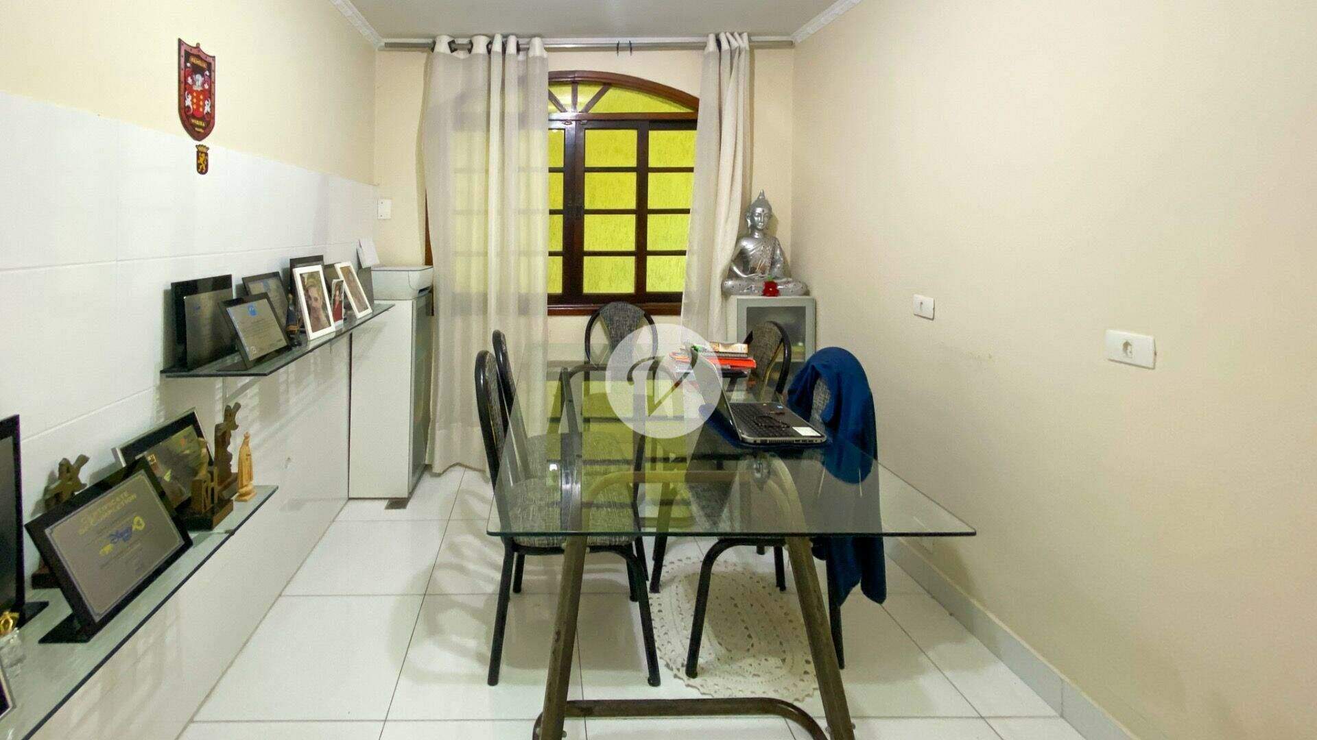 Sobrado para aluguel no Parque das Nações: 