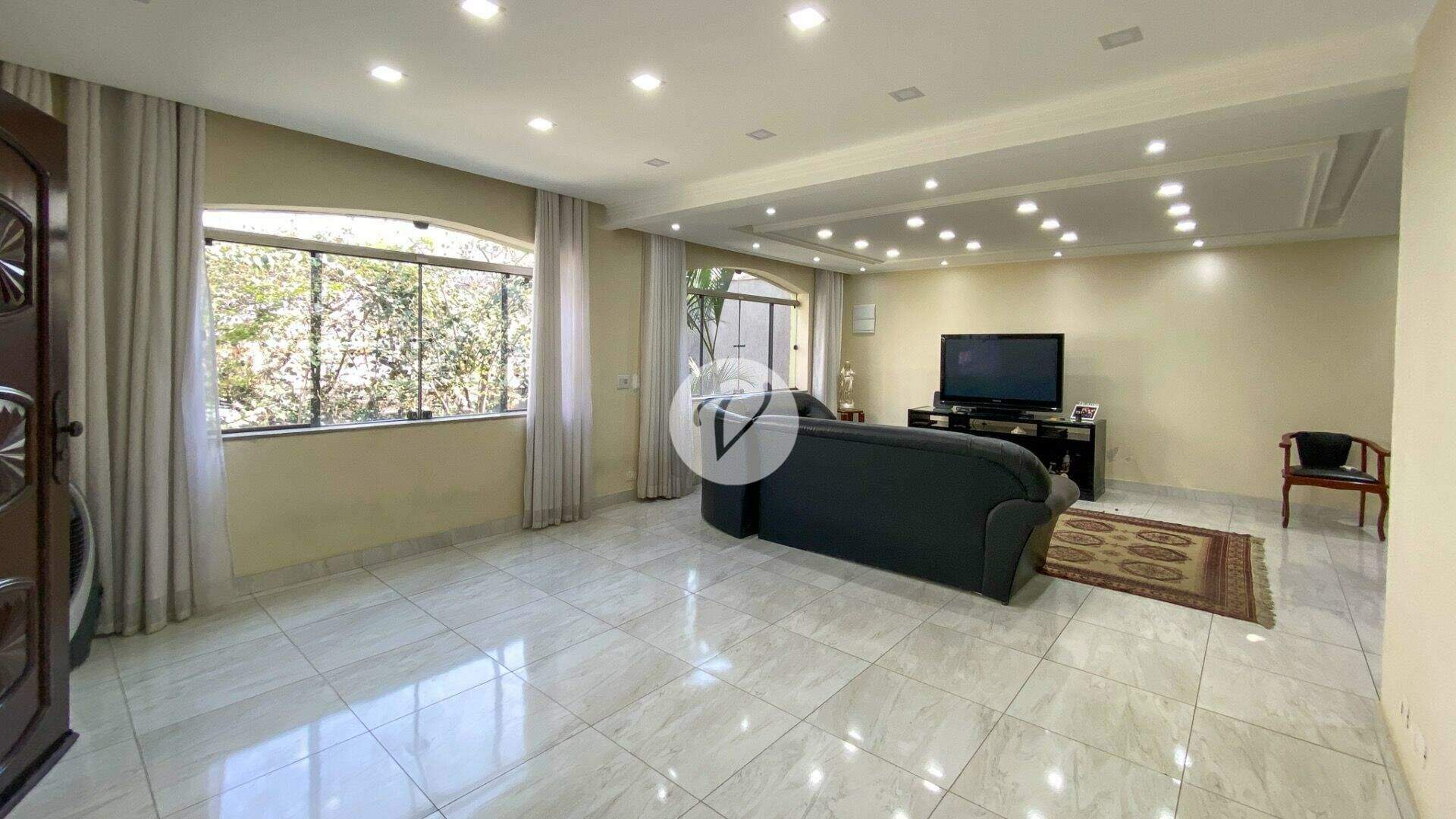 Sobrado para aluguel no Parque das Nações: 