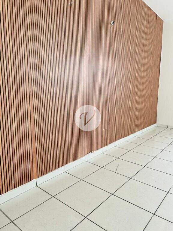 Sala para aluguel no Centro: 