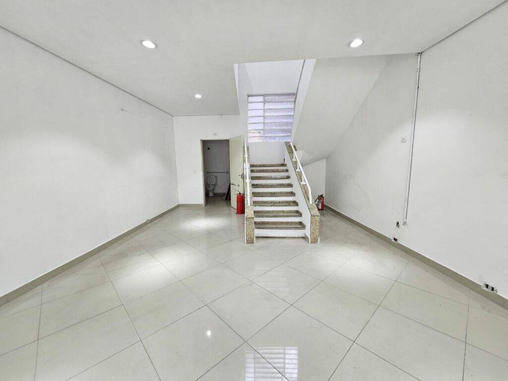 Salão para aluguel no Jardim Olavo Bilac: 