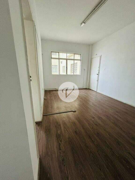 Sala para aluguel no Centro: 