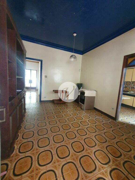 Casa para aluguel no Centro: 