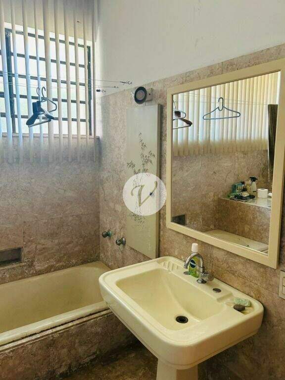 Casa para aluguel no Centro: 