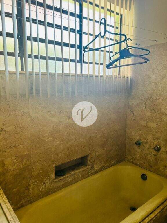 Casa para aluguel no Centro: 