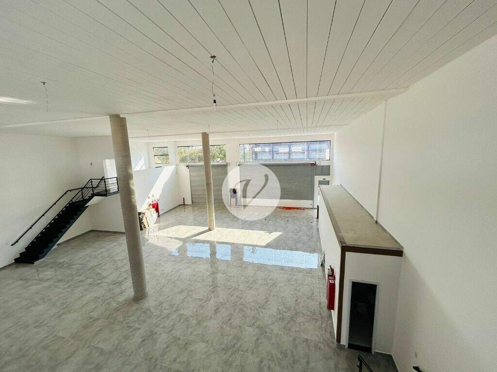 Prédio para aluguel no Jardim do Estádio: 