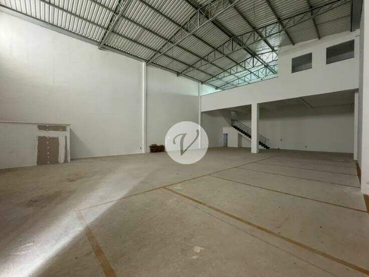 Galpão para aluguel no Utinga: 